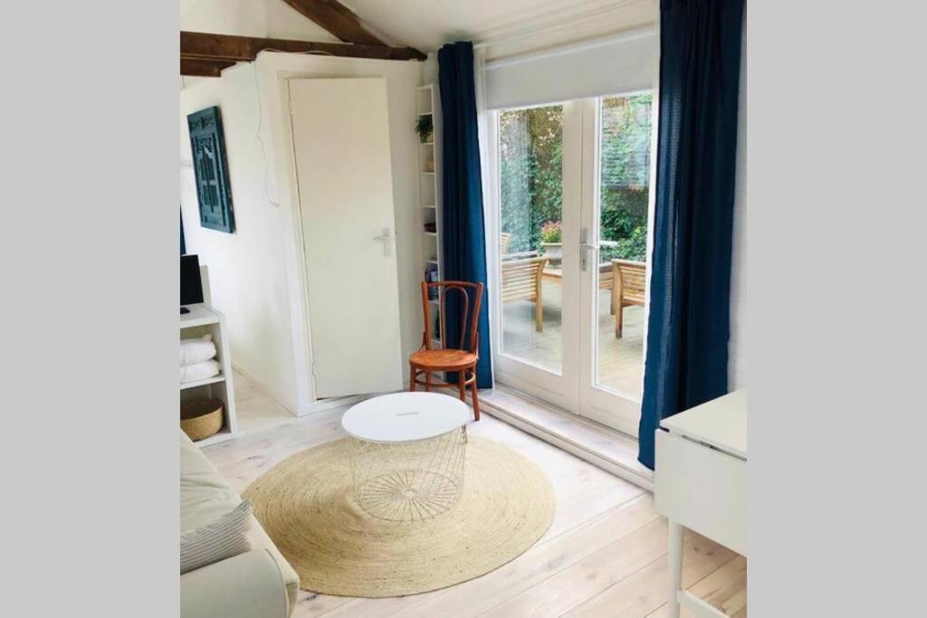 Tiny House In Tuin Van De Statige Villa Mariahof Dordrecht Luaran gambar