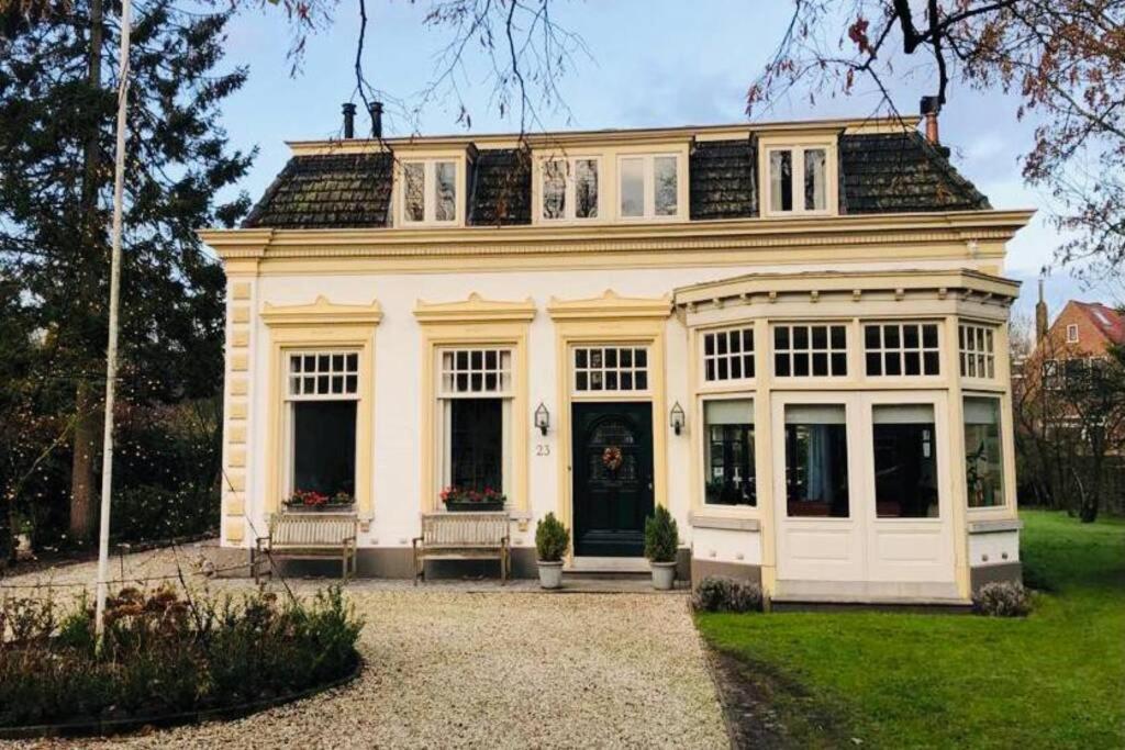Tiny House In Tuin Van De Statige Villa Mariahof Dordrecht Luaran gambar